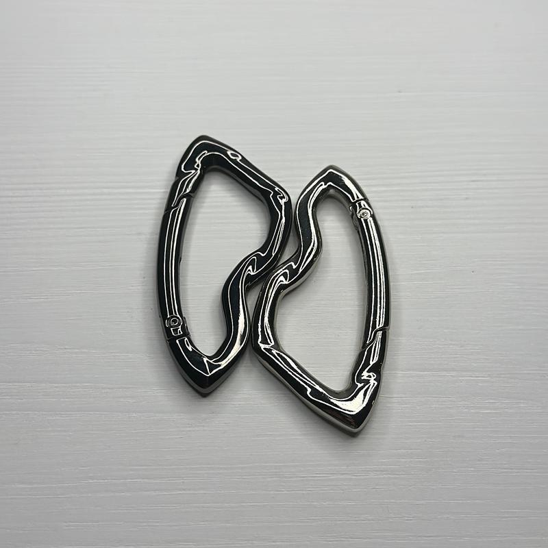 Locking Carabiner Keychain - Secure D-shape spring hook for keys, packs, belts & bottles. Heavy-duty rustproof clip for camping, travel & daily carry