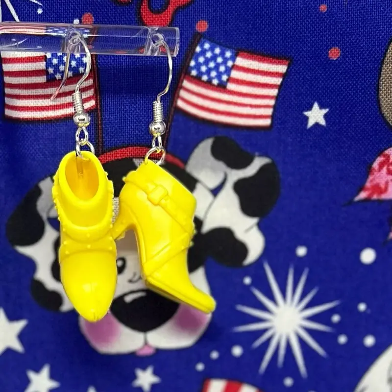 Chic Yellow Barbie High Heel Dangle Earrings – Trendy Gift for Fashion Lovers