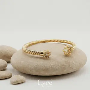 Flora Adjustable Bangle
