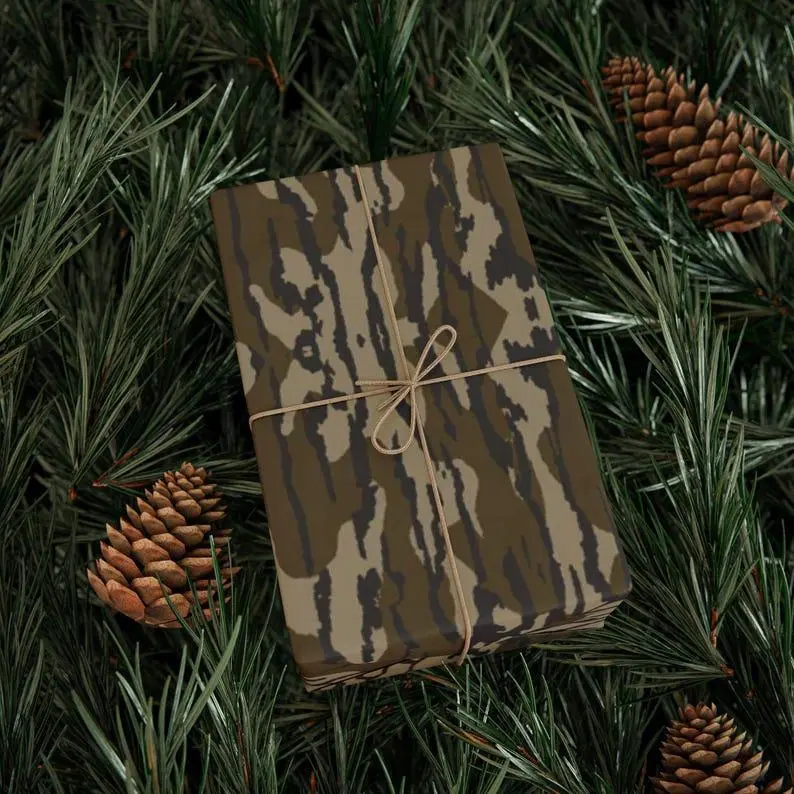 Bottomland Camo Hunting Wrapping Paper, Men Wrapping Paper, Birthday Wrapping Paper for Men, Woman | Gift Wrapping Paper