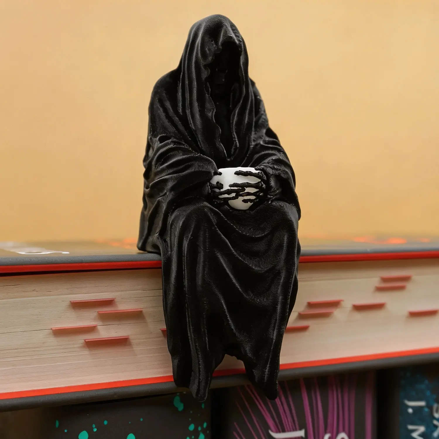 Gothic Death God Statue Shelf‑sitter Durable Plastic Sitting Reaper Figurine with Cup, Home Office Desktop Decor Halloween Spooky Religious Ornament