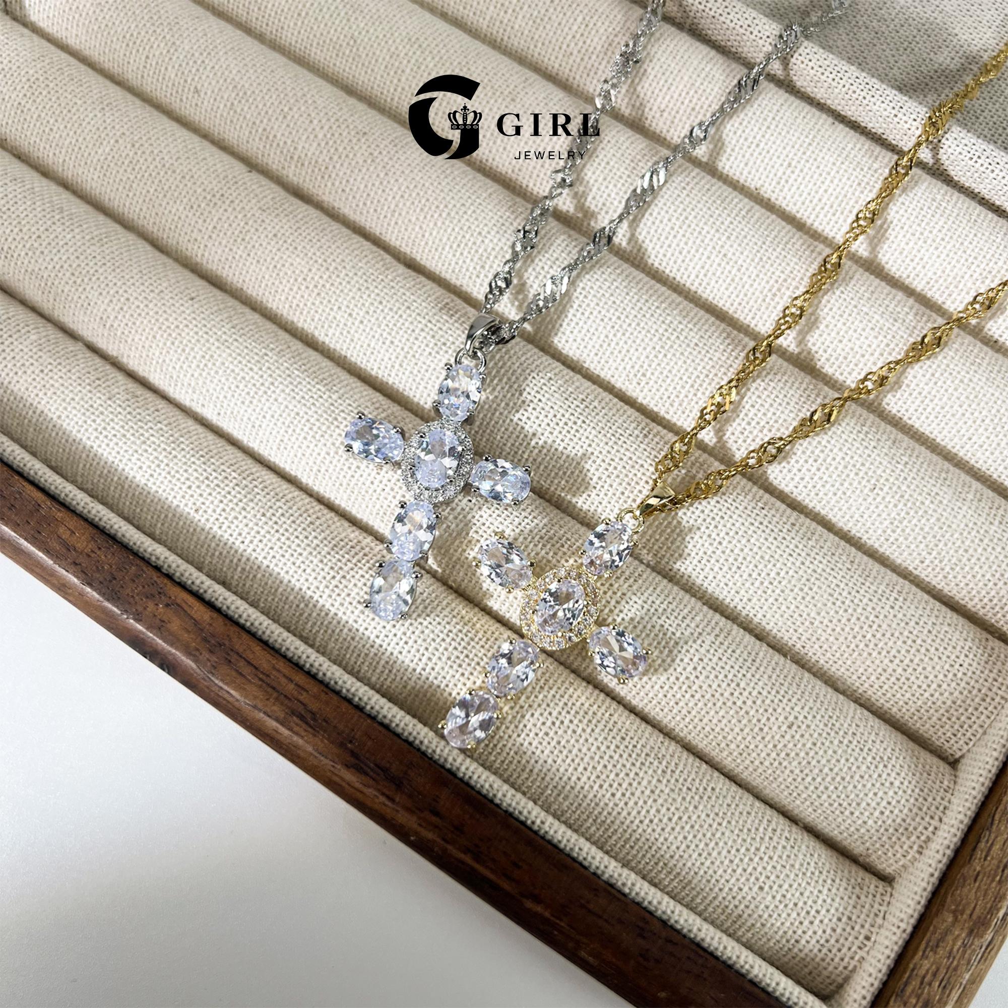 GGIRL 18K Gold Plated Dainty Cross Necklace for Women and man Cubic Zirconia Cross Necklace Faith Pendant Necklaces Trendy Stainless Steel Minimalist Fashion Jewelry Gift for Holiday Haul Christmas Birthdays Anniversaries