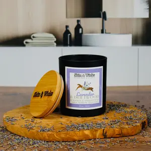 Lavender & Driftwood Wooden Wick Candle