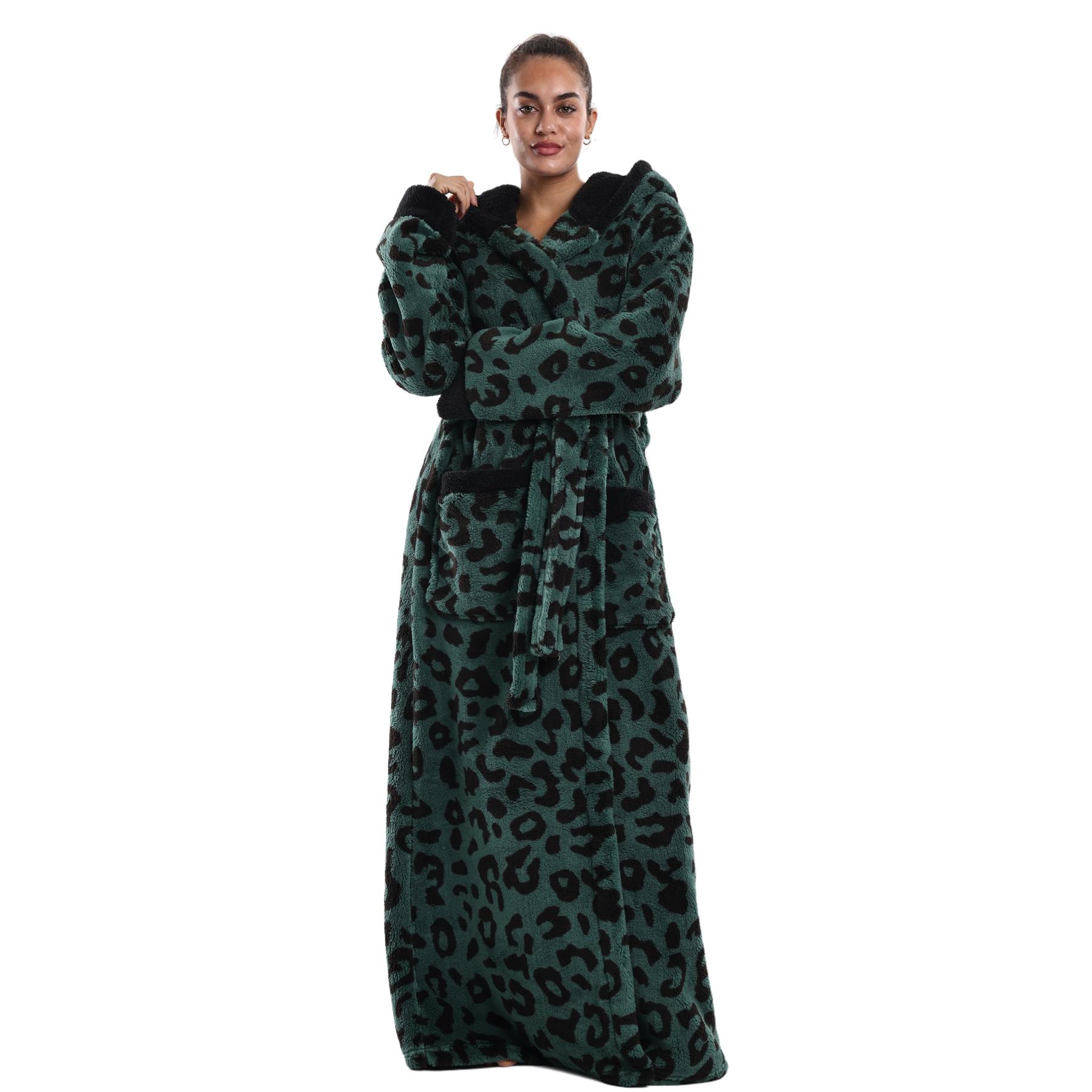 Msrlassn Cozy Soft Flannel Bathrobe Lined Color Block Hooded Robe for Women Thickened Long Sleeve Pyjamas Cute Print Home Sleepwear ,One Size Fit Most, February Stock Up