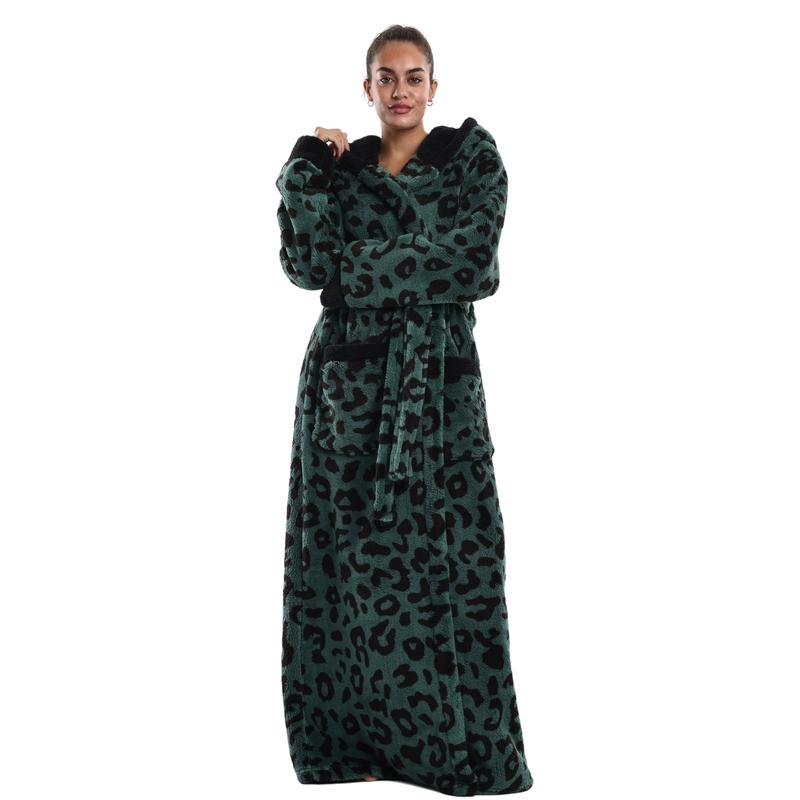 Msrlassn Cozy Soft Flannel Bathrobe Lined Color Block Hooded Robe for Women Thickened Long Sleeve Pyjamas Cute Print Home Sleepwear ,One Size Fit Most, Valentine's Day Gift