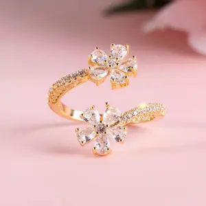 Adjustable Flower Ring for Women – Nature-Inspired Romantic Jewelry