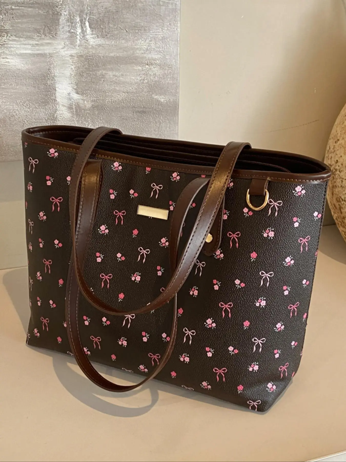 Valentine's Day Gift Women's Elegant Floral Bow Pattern Handbag, personality versatile Daily Shoulder Bag, simple exquisite Casual Fashion   High quality Daily Commuter Bag