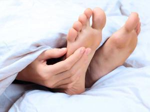 Roycederm Antifungal Tea Tree Oil Soap: Extra Strength Medicated Bar Soap Skin Fungus Treatment for Athletes Foot, Jock Itch & Ringworm - Deep Cleansing