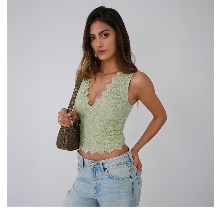 Trendy Queen Women's Ruched Bow Decor Tank Top,Cute Deep V Neck Sleeveless Crop Top,Back To School Outfits,Ladies Fall Clothes for daily Wear