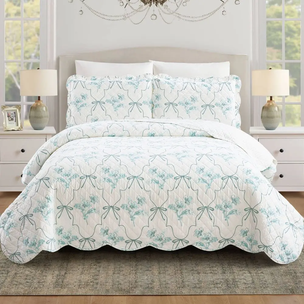 Modern Heirloom 3pc Floral Frames Quilt Bedding Set, Quilt Bedspread Set, Flower Quilt Set