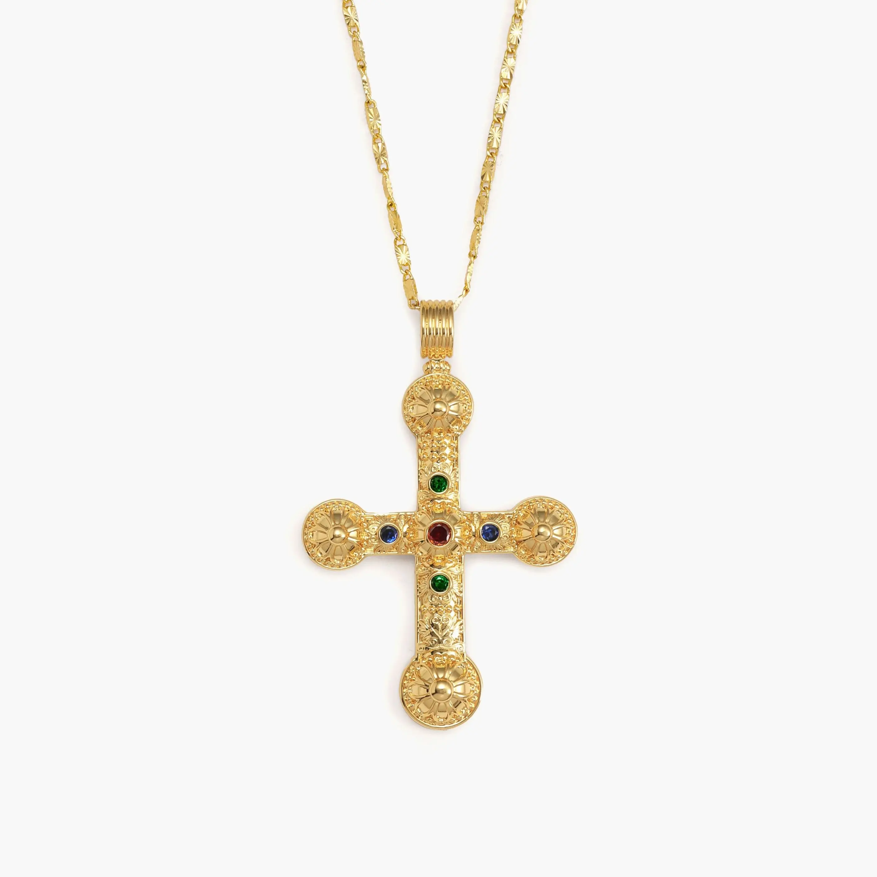 en route 18K Gold Plated XL Cross Chain Necklace in Gold, Oversized Chain with Bold Cross Detail, Ultimate Street-style Statement Piece for Layering or Solo Urban Looks