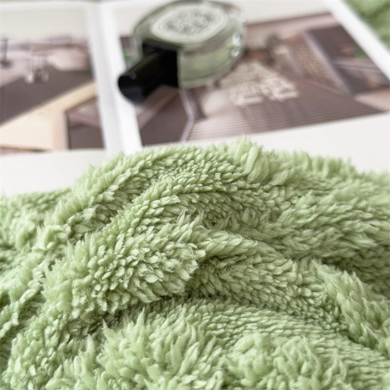 Warm Winter Essential! Queen Size 3Pcs Faux Fur Comforter Set | Soft Velvet Embossed, Leak-Proof Thermal Design, Anti-Static & Machine Washable | Luxurious Fluffy Bedding Set No Filling Leakage Antistatic Warm Winter Essential! Queen Size 3Pcs Faux Fur Comforter Set | Soft Velvet Embossed, Leak-Proof Thermal Design, Anti-Static & Machine Washable | Luxurious Fluffy Bedding Set No Filling Leakage Antistatic