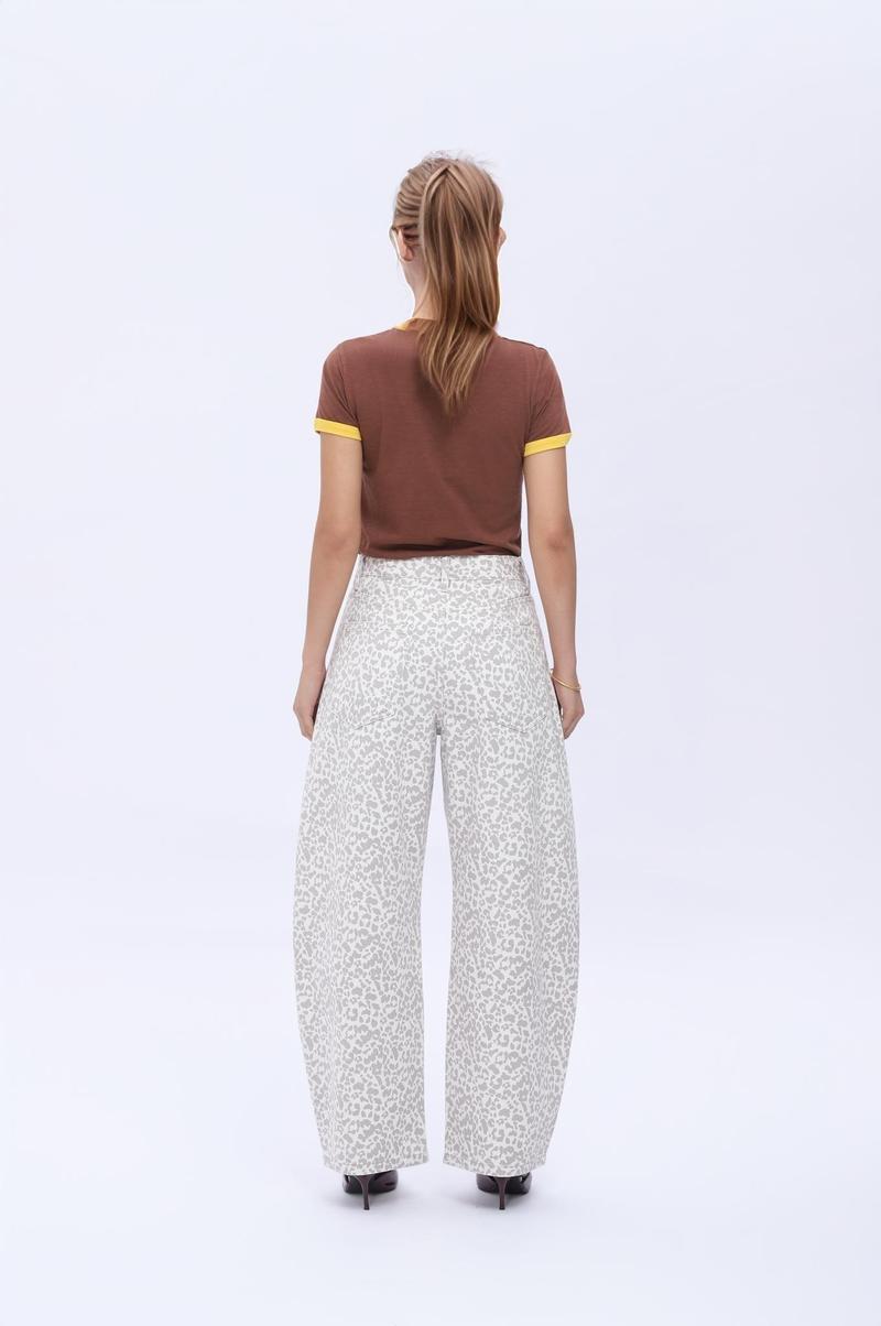 Blake BlueMoment High Waisted Leopard Print Barrel Jeans for Women Non-Stretch Denim Relaxed Fit Y2K Style Baggy Pants