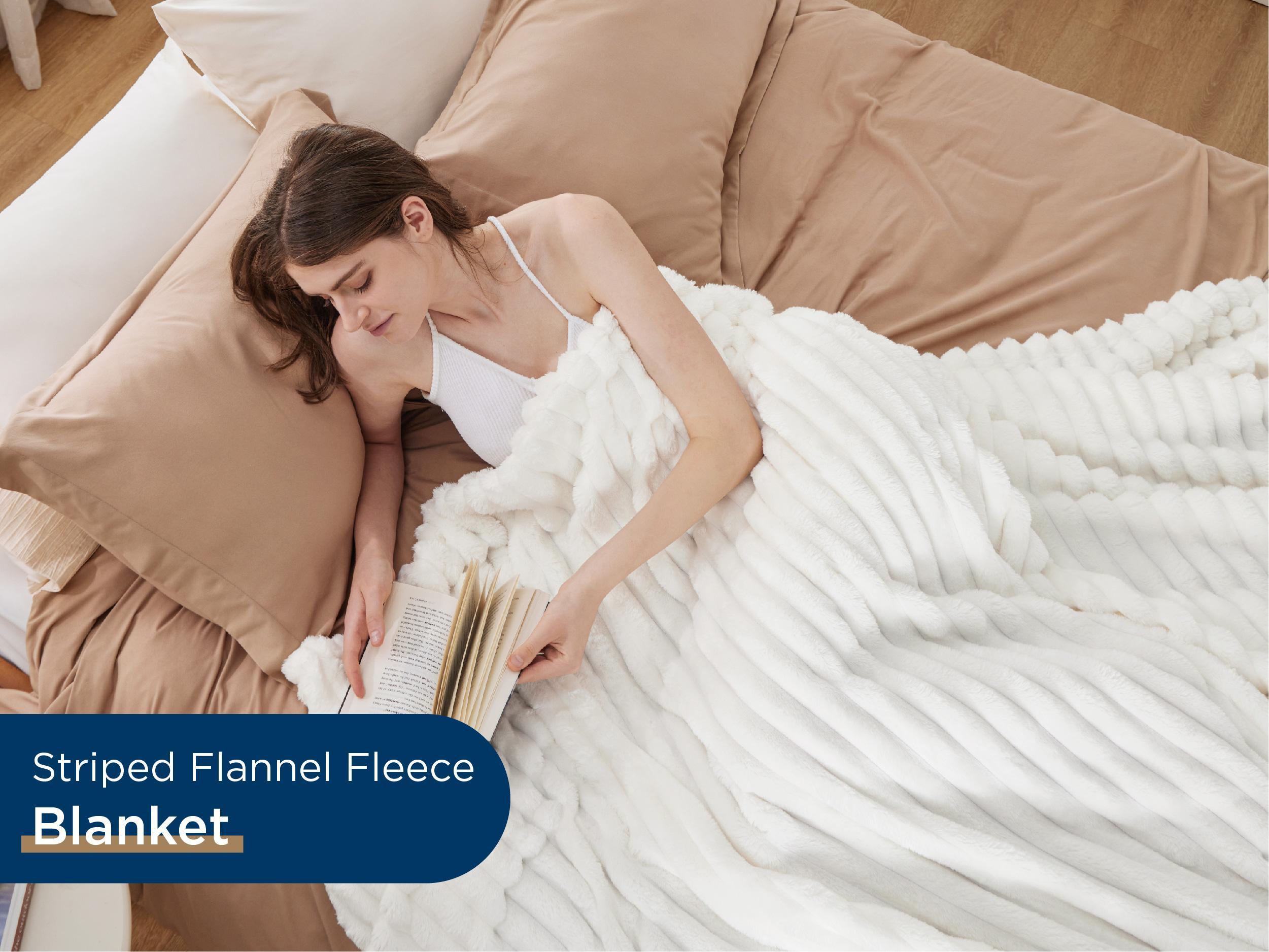 【Spring Glow Up】Bedsure GentleSoft Large Fleece Blanket for Bed - Cozy Soft  Blanket for Women, Cute Large Throws for Girls,  120x120 Inches