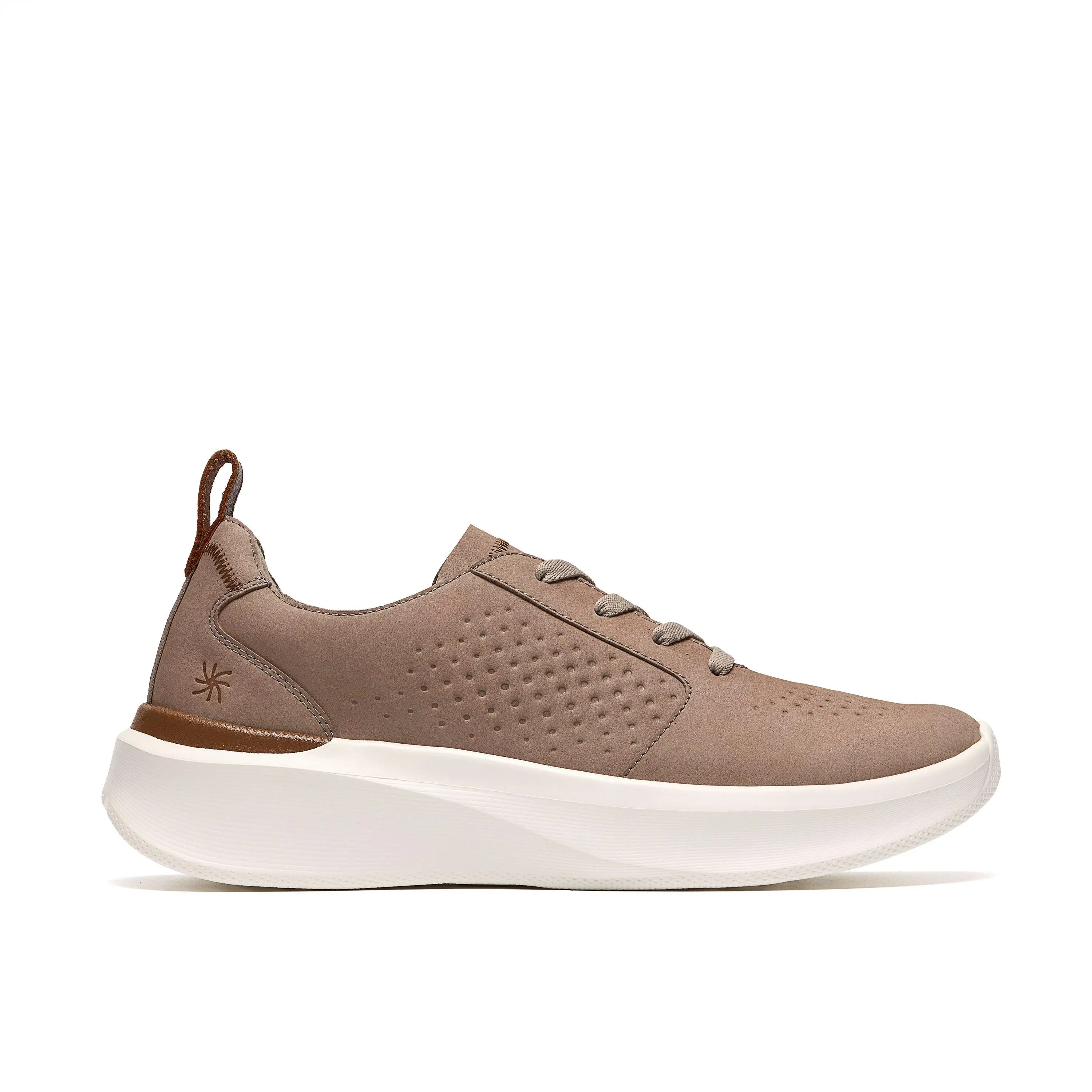 Clarks Cloudsteppers Mens SolevanaStyle Sneakers
