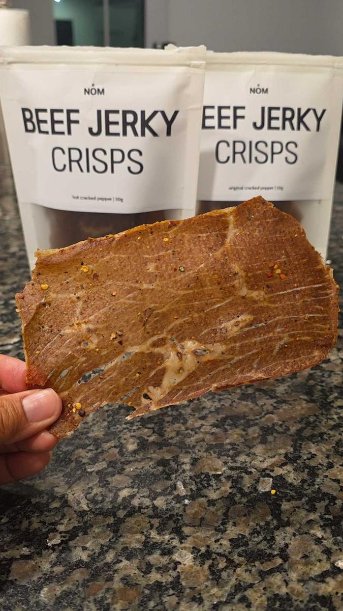 Item: 2 x Hot Cracked Pepper 2 x Original Cracked Pepper