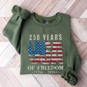 250 Years USA of Freedom Sweatshirt/Hoodie/T-Shirt, Patriotic American Flag Hoodie, Vintage 1776 2026 Graphic T-Shirt for Men and Women