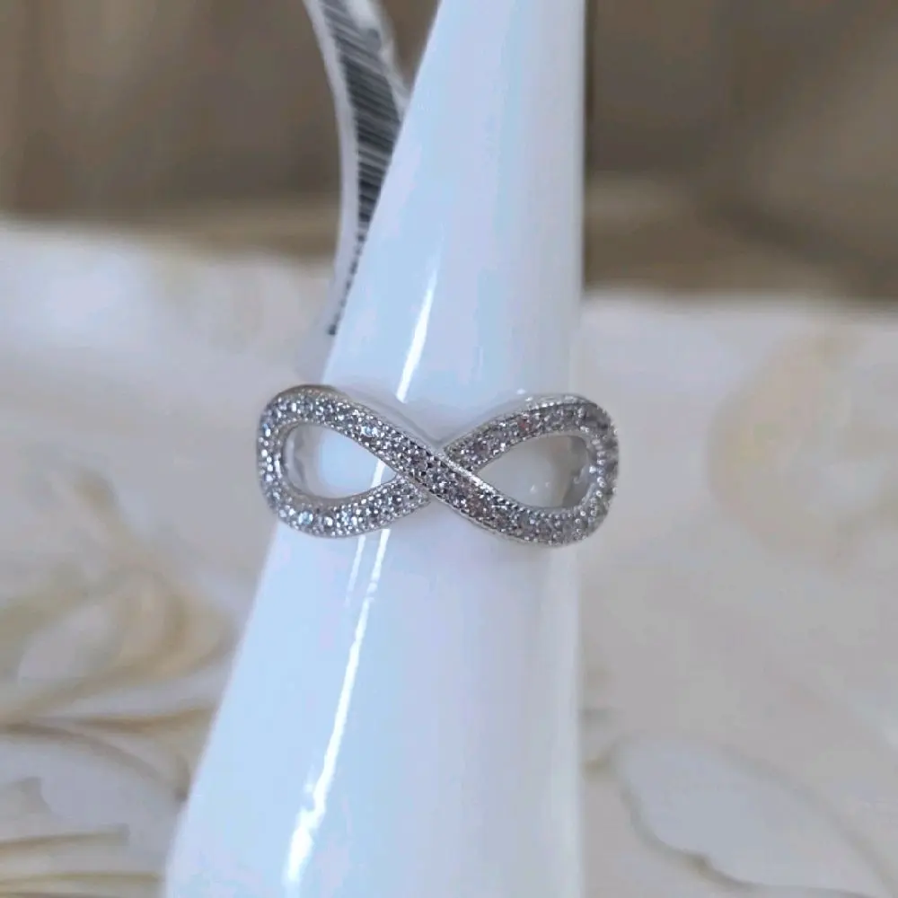 Anillo plata Italiana 925 con rodium infinito con microcirconias trasparente