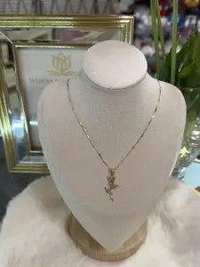 14K Gold Rose Pendant Necklace