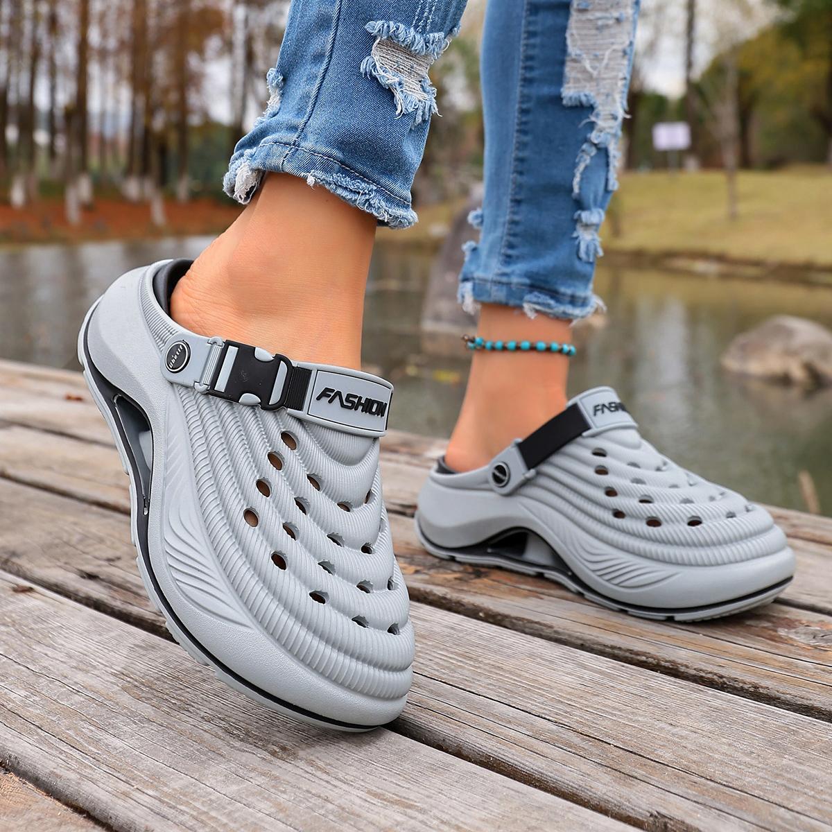 Ubetif Women's Clogs Outdoor Thick Sole Non-Slip Odor Resistant Durable Quick Drying Soft Beach Sandals.Summer Slippers