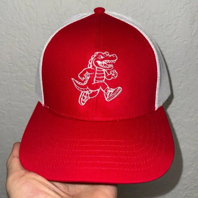 TIMELESS XI GATOR LOGO HAT 'CANDY CANE'