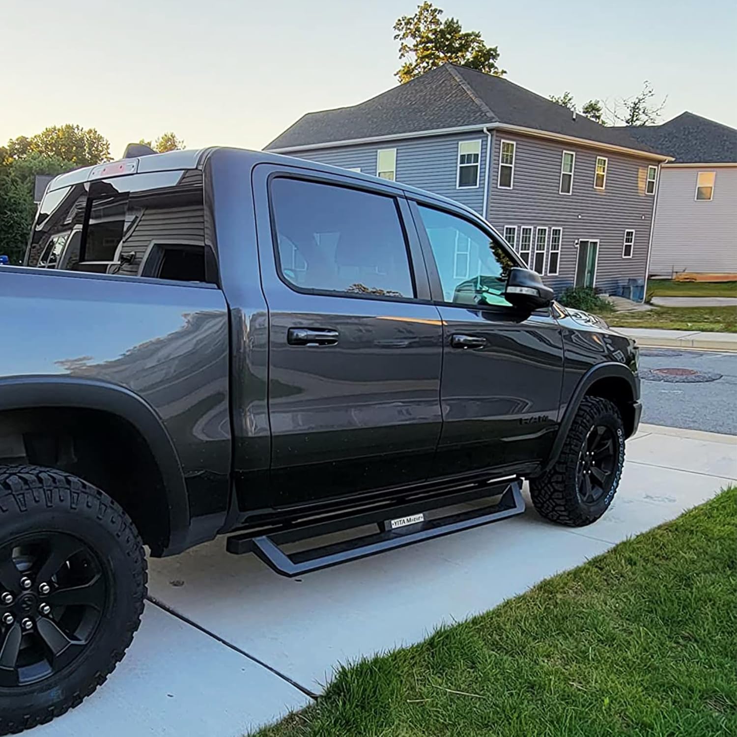 YITAMOTOR Running Boards Compatible with 2019-2025 Chevy Silverado/GMC Sierra 1500, 2020-2025 Silverado/Sierra 2500HD 3500HD Double/Extended Cab, Black Powder Coated Side Steps, Off-Road Drop Nerf Bar