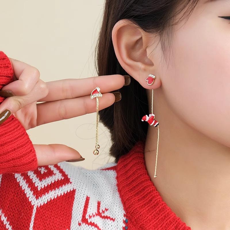 New Creative Christmas Earrings for Women – Asymmetric Santa Claus and Christmas Tree Tassel Design, Festive Holiday Jewelry for the New Year