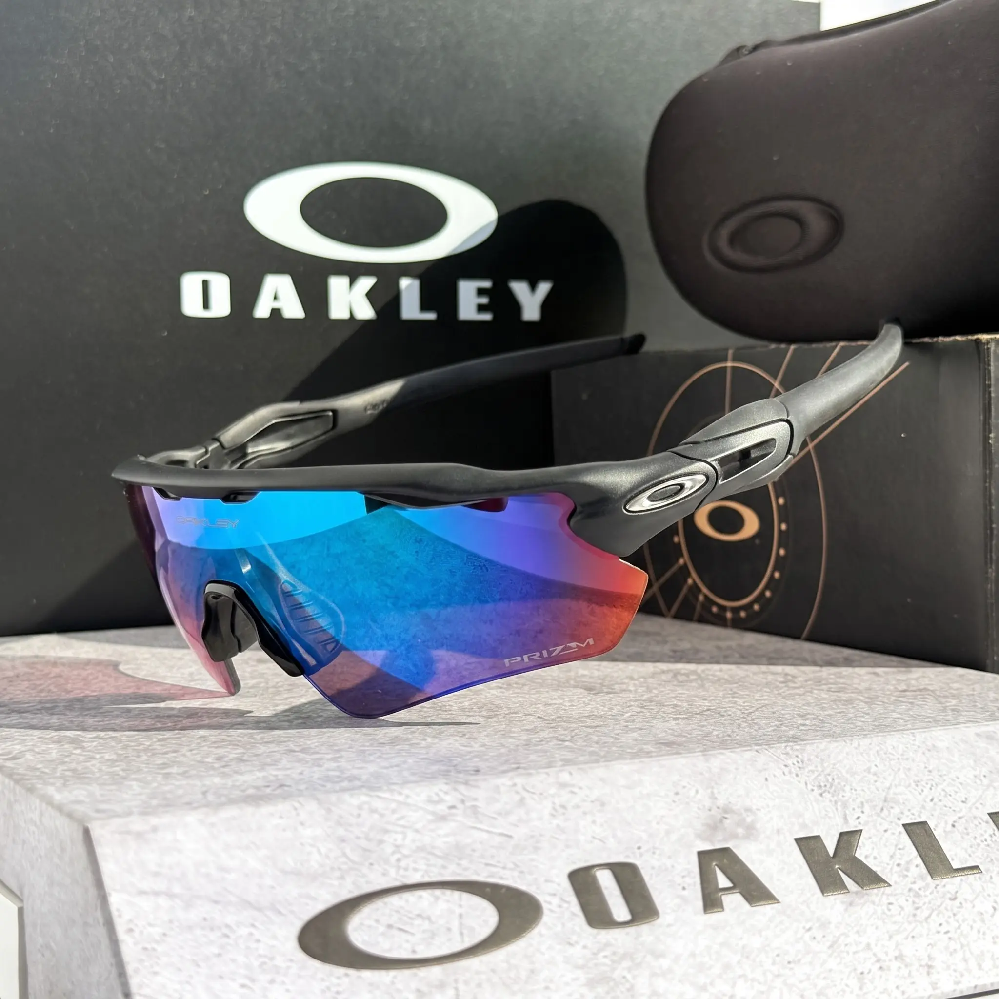 [Buy 2 get 1] Oakley Wraparound Outdoor Eyewear Sport Sunglasses for Running Cycling Baseball Golf and Fishing