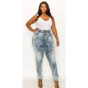 Plus Size Acid Wash Skinny Jeans