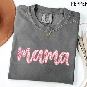 Comfort Colors Pink Floral Mama Shirt, Cute Retro Mama Tee, Coquette Mom Shirt, Mother’s Day Gift for Her, Trendy Mama T-Shirt