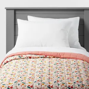 Full/Queen Garden Floral Cotton Kids' Quilt - Pillowfort