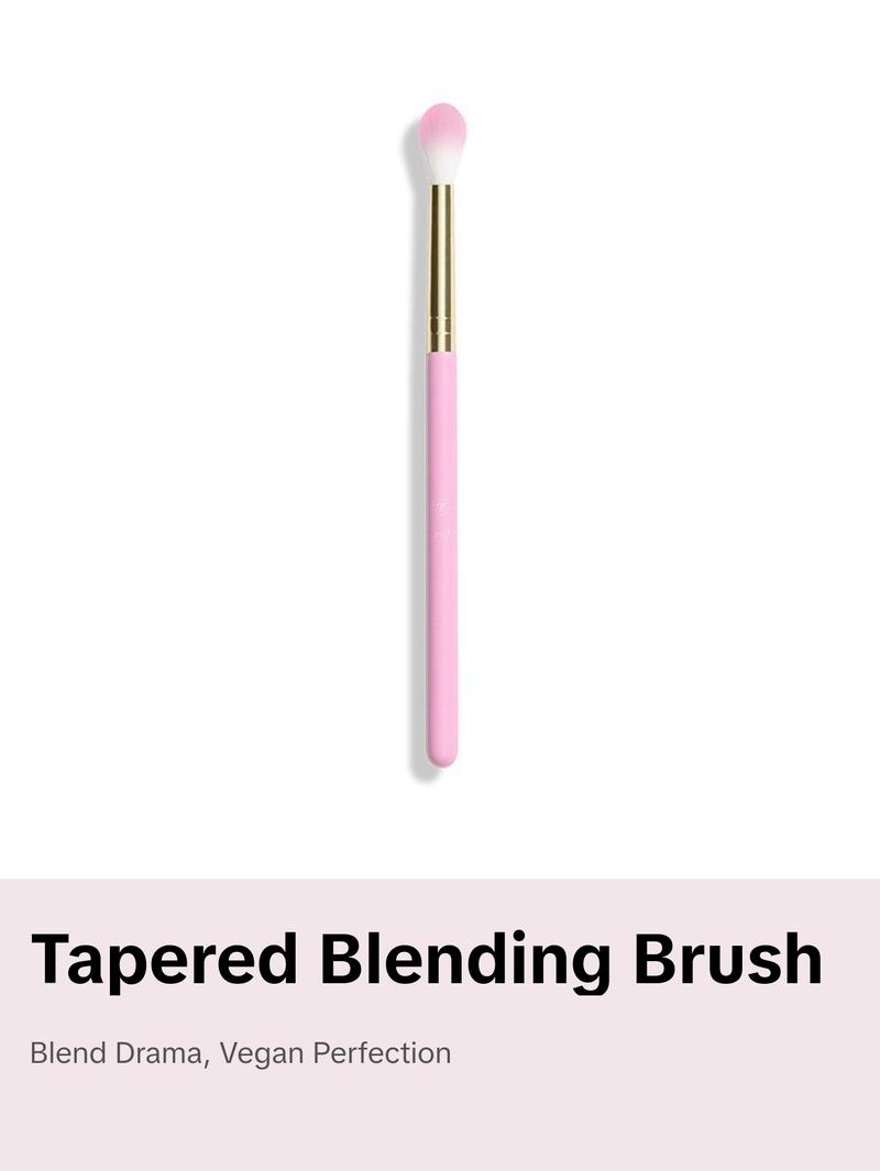 P-07 Tapered Blending Brush