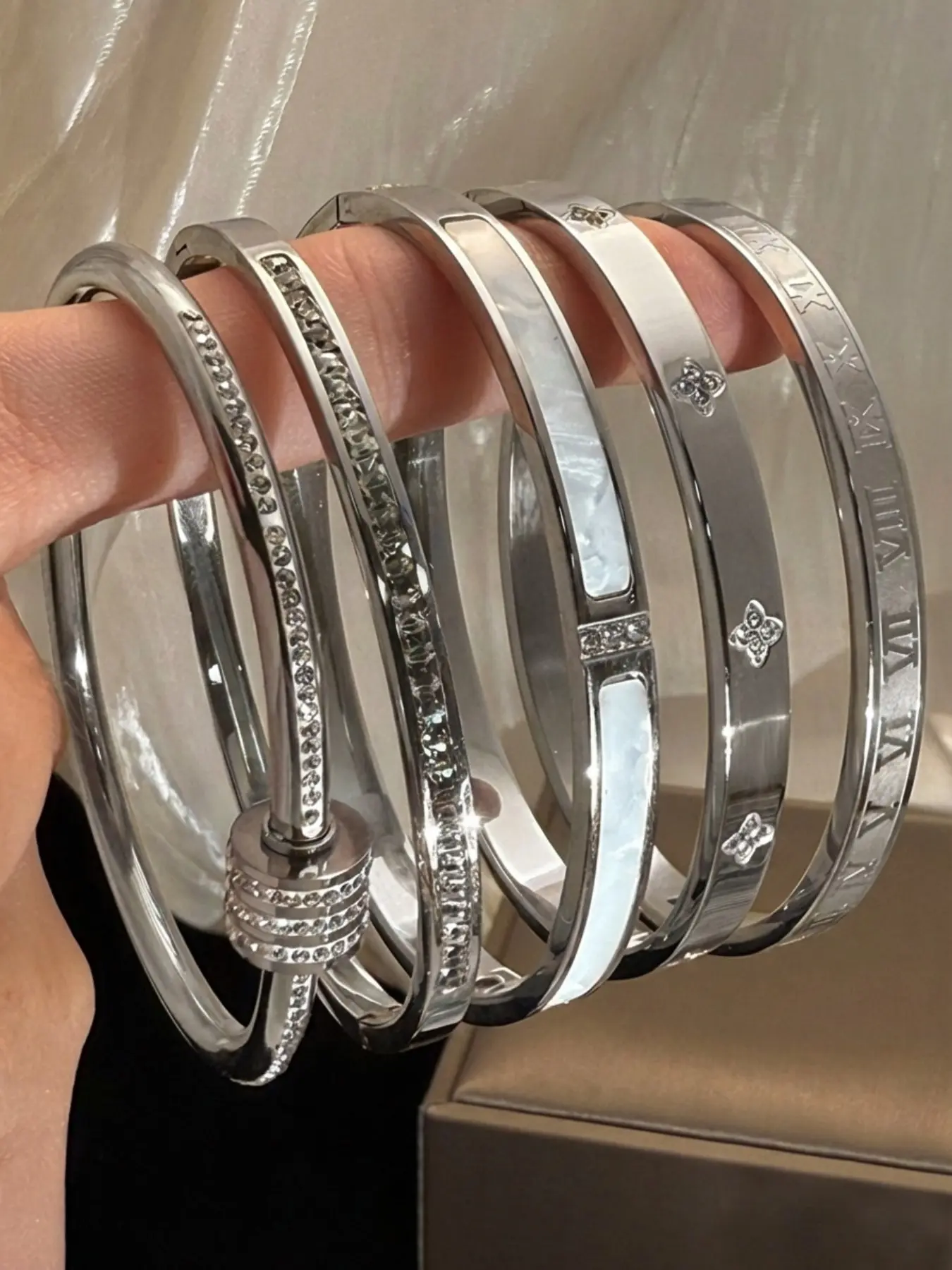 5-Piece Waterproof Titanium Steel Stackable High Quality Bracelet Set with Rhinestone Star Design, Plated Unisex Jewelry