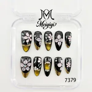 .DP.7379.Flashing Cat Eye Carved Wearable Nail