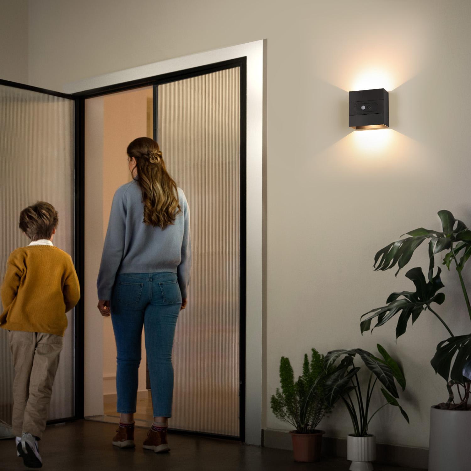 No-Drills Magnetic Wall Light: The Ultimate USB-Rechargeable Motion-Activated LED Lamp