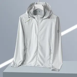 Men’s sun-protection hooded sweatshirt, UV-protective long sleeves, breathable and cool, suitable for outdoor sports, fitness, hiking, camping, fishing, boating, and other activities.