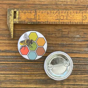 Bee Button Pin