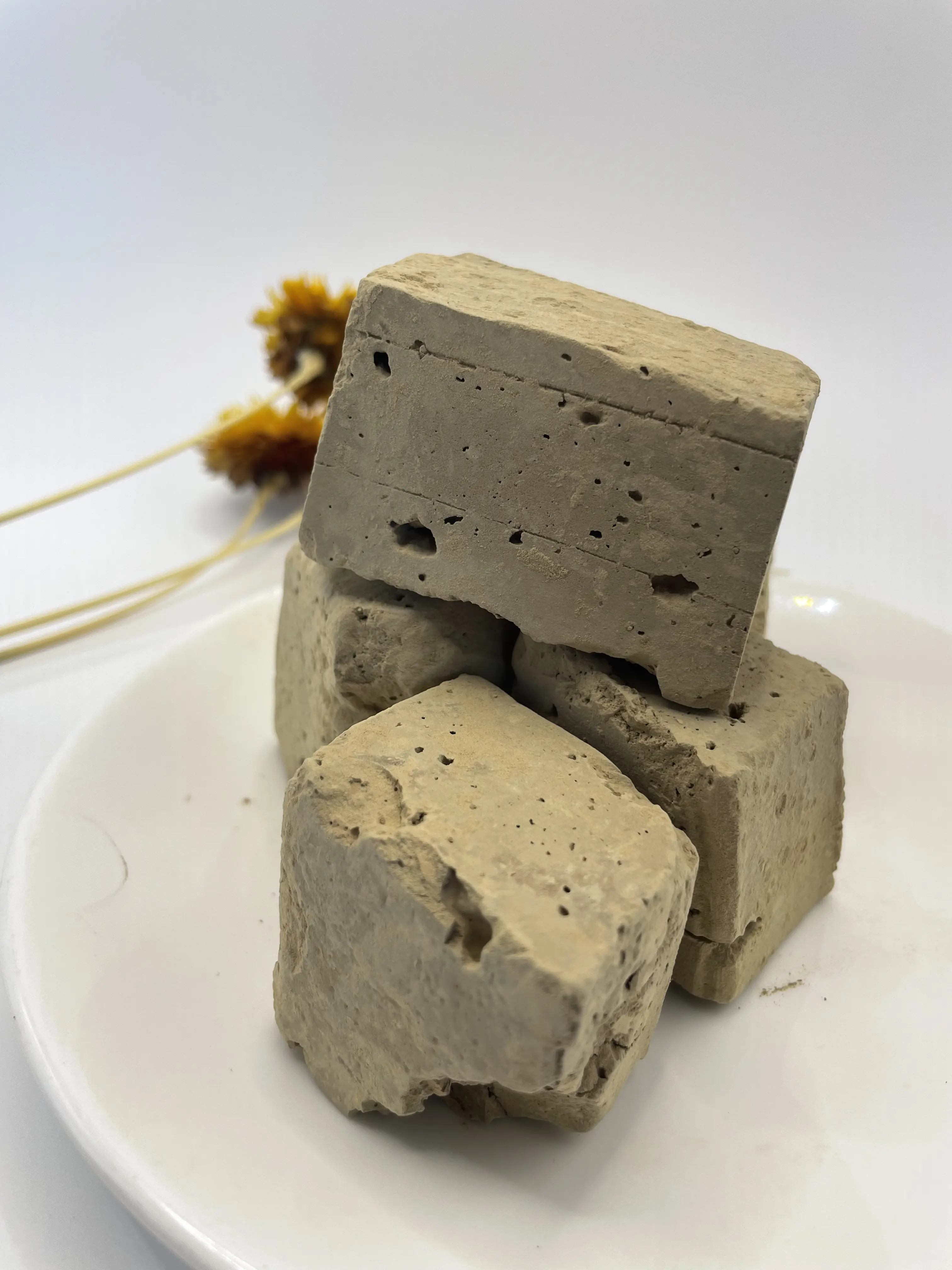 Pure Yellow-Brown Kaolin. Naturally Slightly Tacky & Edible, 4oz(113g) Garden Sculptures Statues Decorative Garden Fences