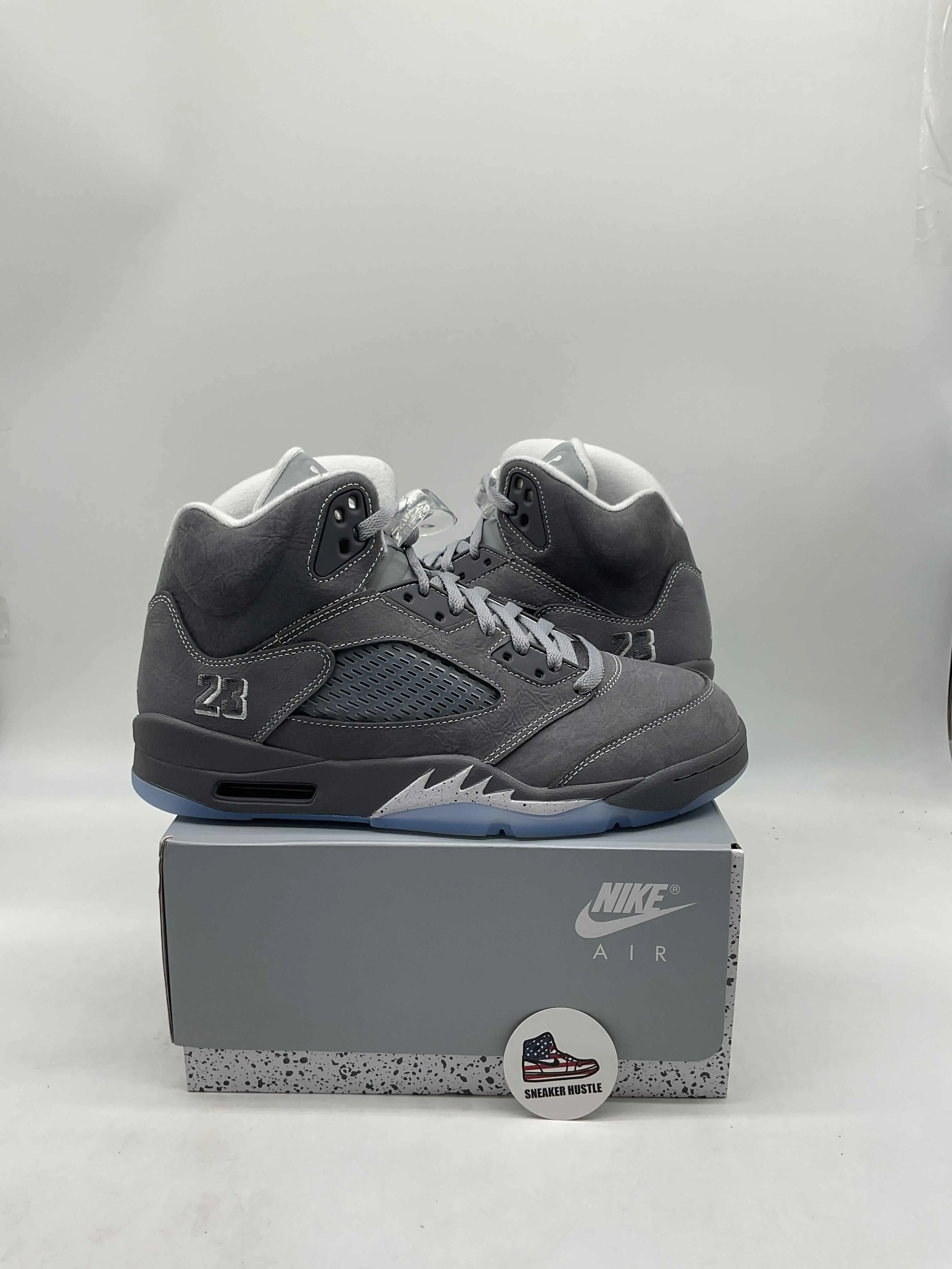 Jordan 5 Retro Wolf Grey (2026) Jordan 5 Retro Wolf Grey (2026)