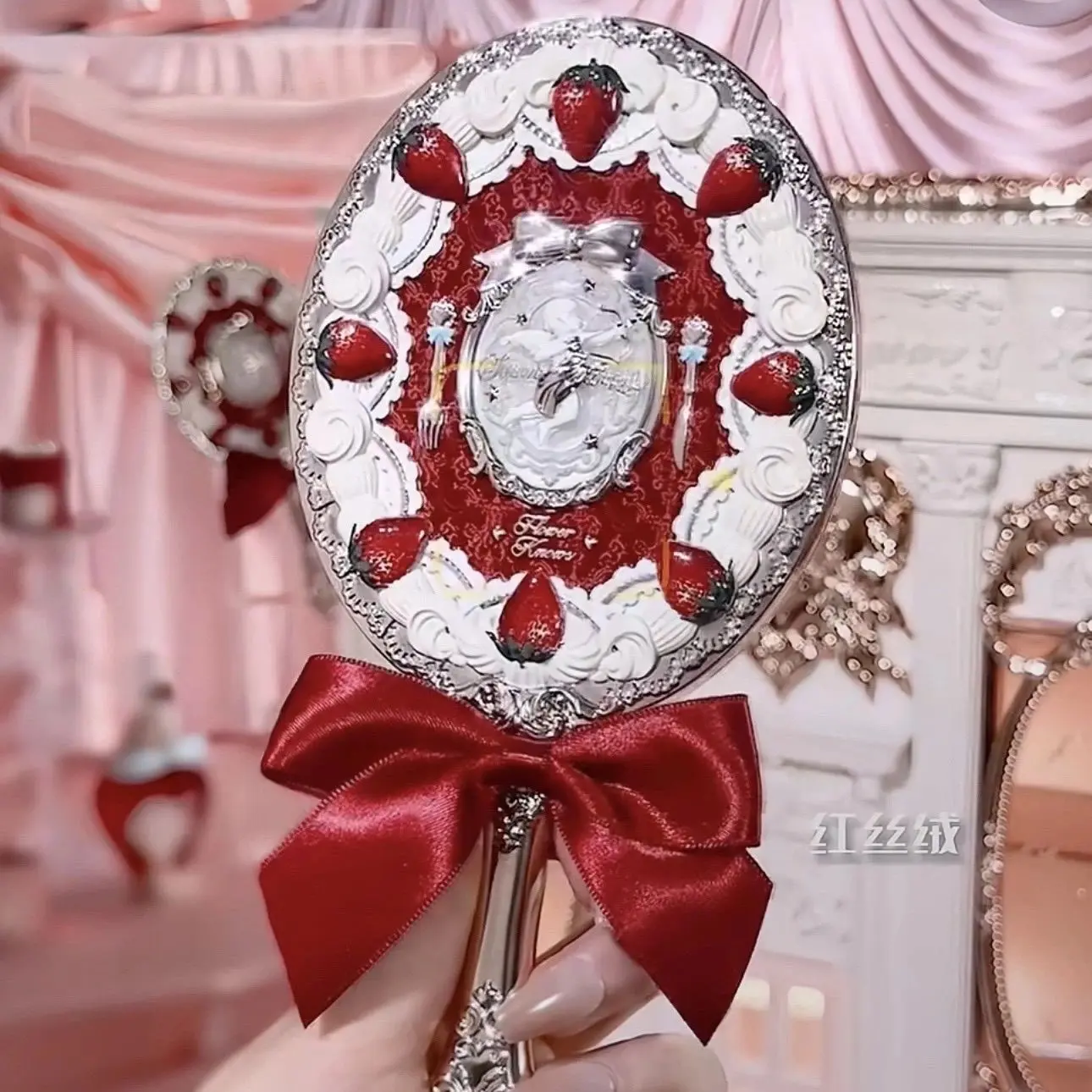 Flower Knows Strawberry Cupid Hand Mirror,Vintage Handheld Mirror,Fancy & Pretty Princess Mirror with Long Handle,Gift for Girls & Women(Milk Pink)