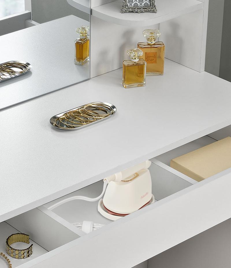 Pukomc 1050W Mini Handheld Steam Iron – Quick Heat, Dual Nozzles, Rotating Handle for Easy Wrinkle Removal, Compact & Lightweight.