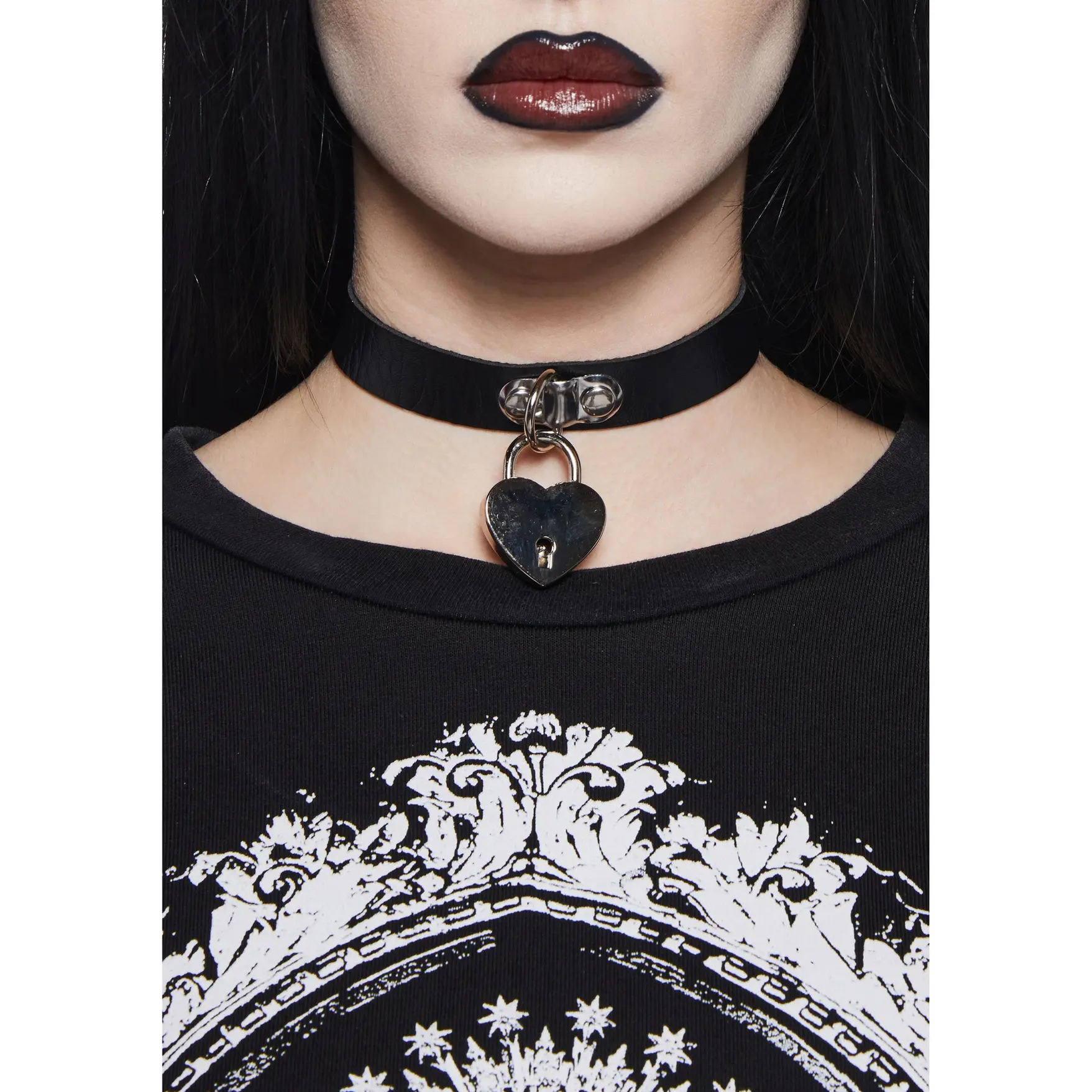 Unlock Me Heart Choker - Black