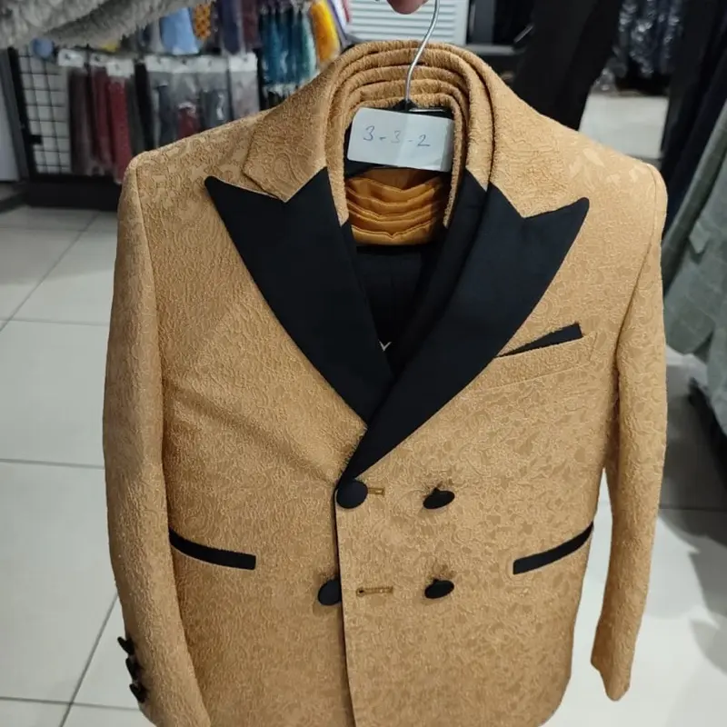 Suit