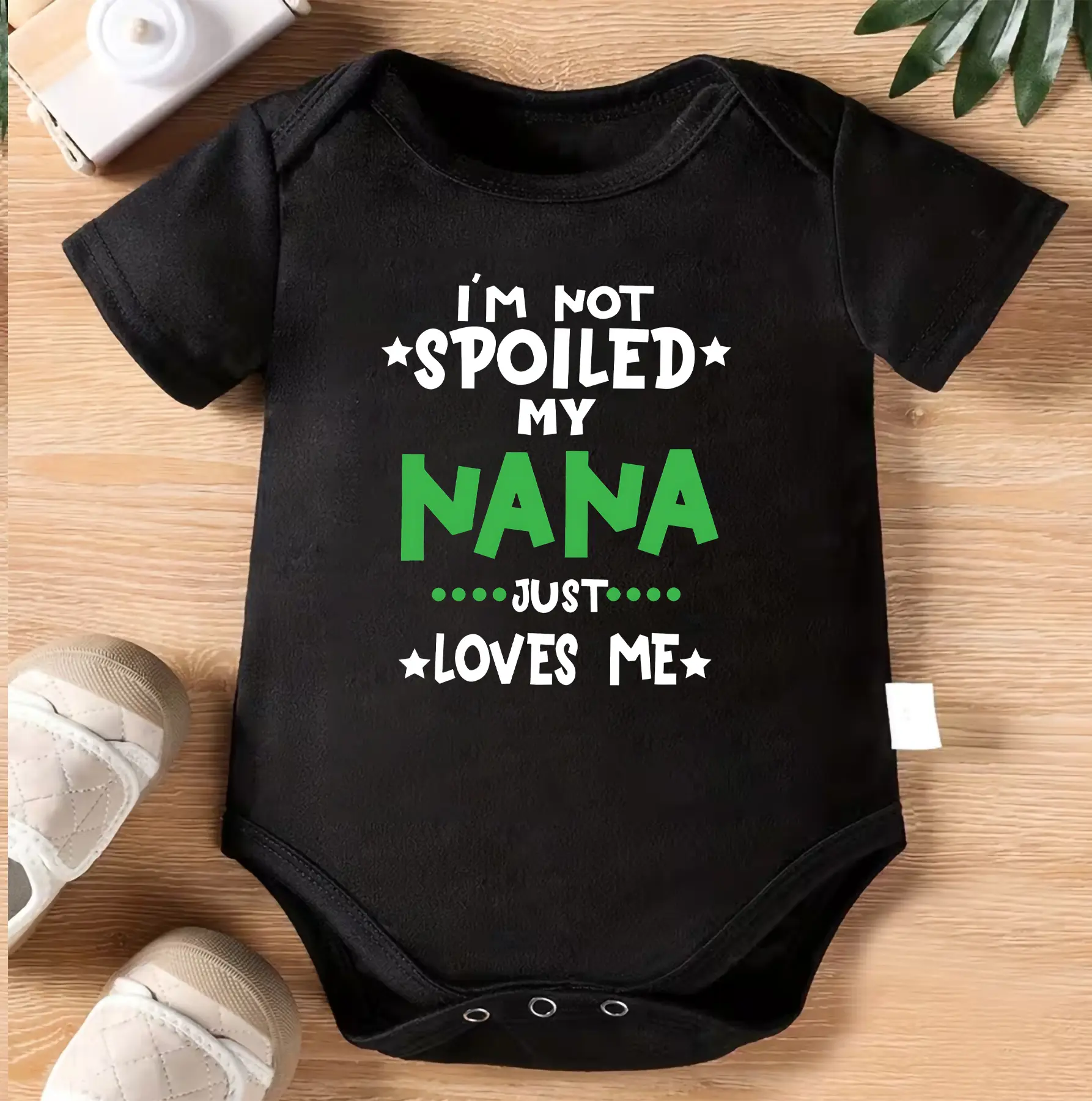 1pc Baby Crawling Suit - Black Onesie with "I'm Not Spoiled My Nana Just Loves Me" Print - Soft Cotton Outfit for Newborns & Toddlers 0-3 Years - Nana Love Gift - Machine Washable Infant Wear