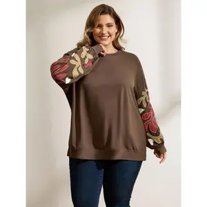 【Shoulder-Softening】Bloomchic Floral Embroidered Patchwork Contrast Sweatshirt