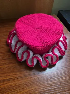 Ruffle hat