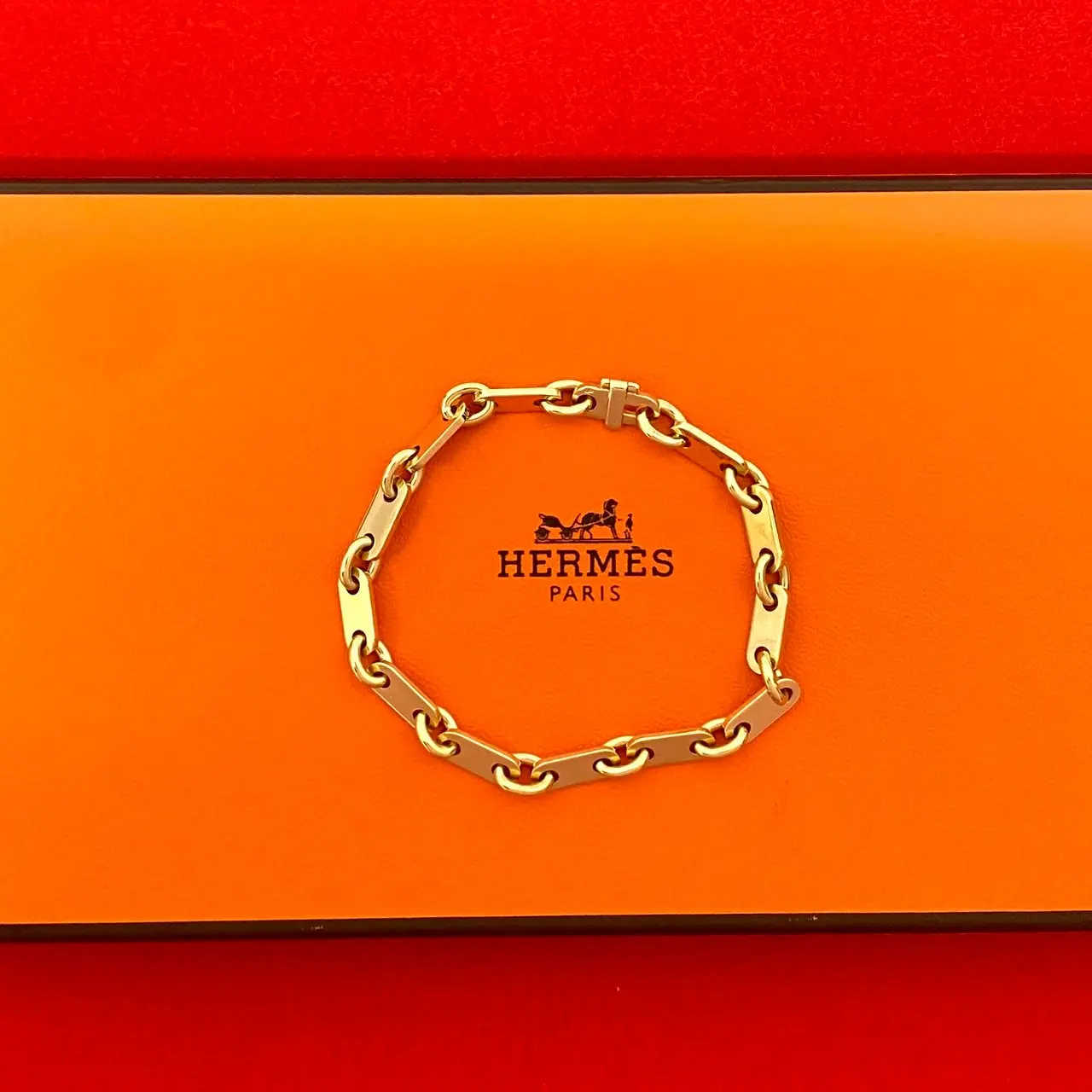 Pre-owned HERMÈS 18K Yellow Gold (Au750) Small Leather Goods Hermes Au750 Bracelet