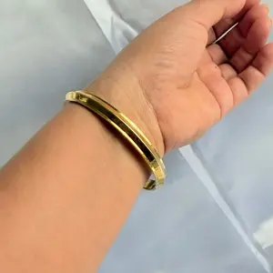 Pure Panchadhatu Non Tarnish Daily Wear Punjabi Baala for Men Classic Gold Tone Bangle Bracelet