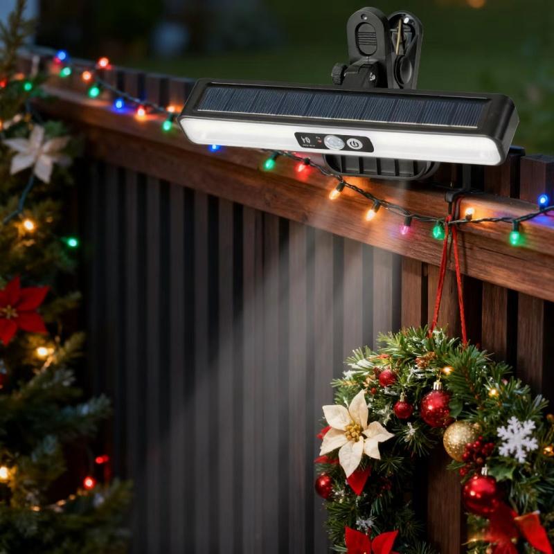 1PC Solar-Powered Clip-On Light with Auto On/Off, Motion Sensor, 3 Lighting Modes, Extended Run Time, IP6 Waterproof Rating—Ideal for Gardens, Outdoor Spaces, Camping Fences, Emergency Lighting, and more.