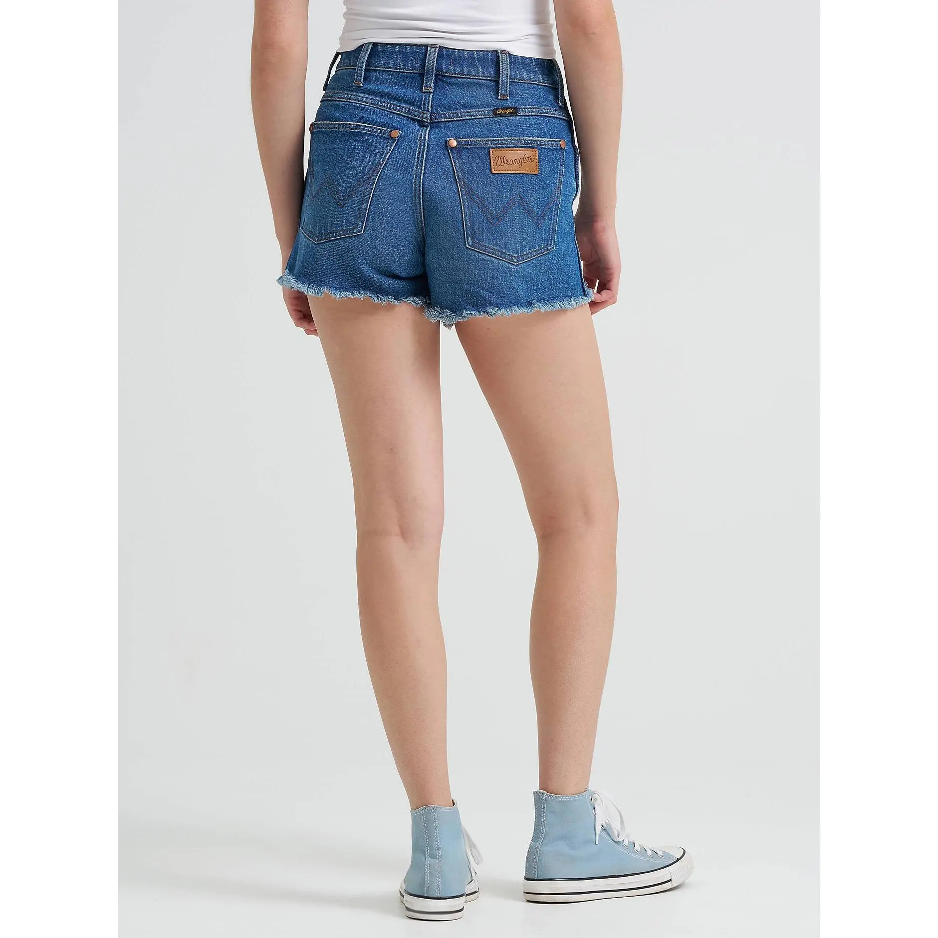 Wrangler Women's Cowboy Juniper Super High Rise Button-Closure Denim Shorts - Slim Fit Stretch Bottoms with Raw Leg Hem
